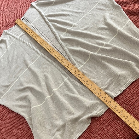 Gentle Fawn women’s Gray Knit Sweater size small fits bigger in my opinion s/m/l - Picture 6 of 15